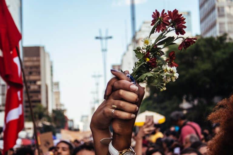Manifestação na Avenida Paulista em protesto ao assassinato da vereadora Marielle Franco. São Paulo (2018)